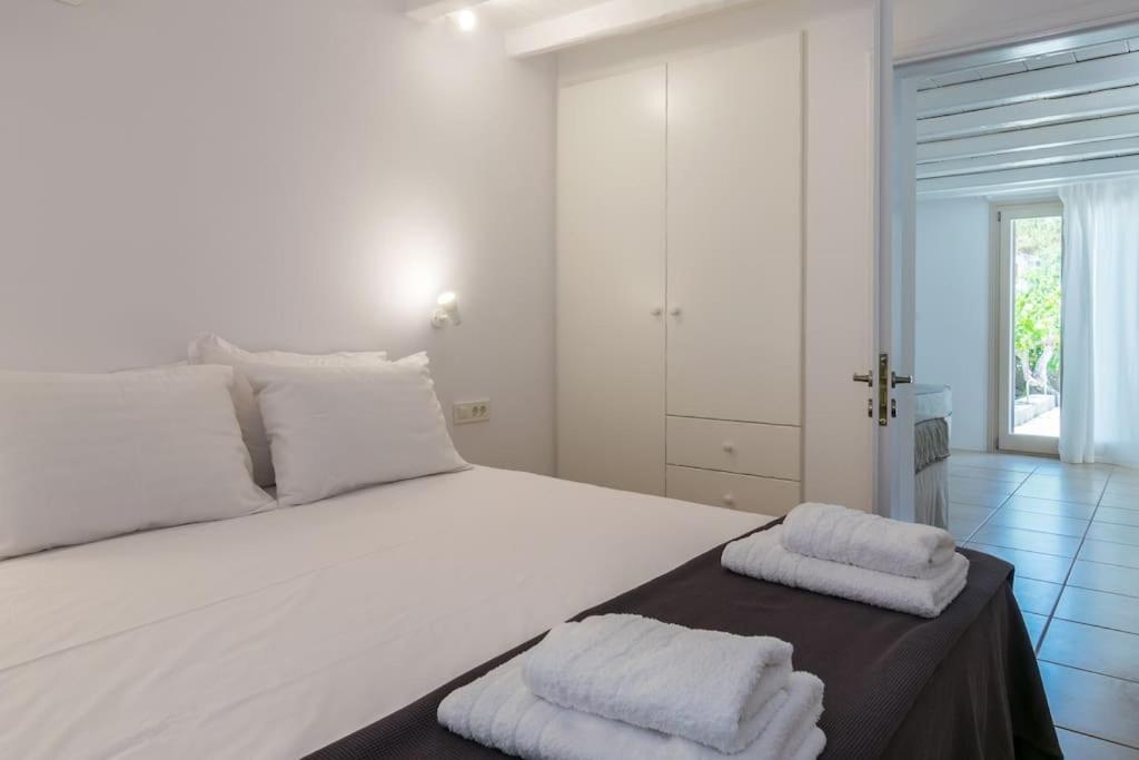 Gazia Guesthouse Milos Adamantas  Buitenkant foto