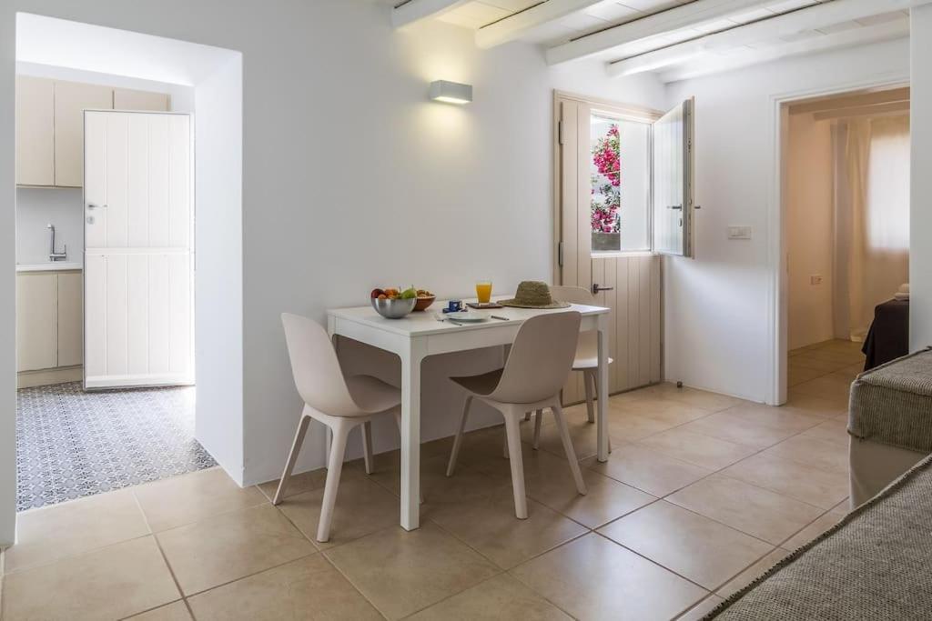 Gazia Guesthouse Milos Adamantas  Buitenkant foto